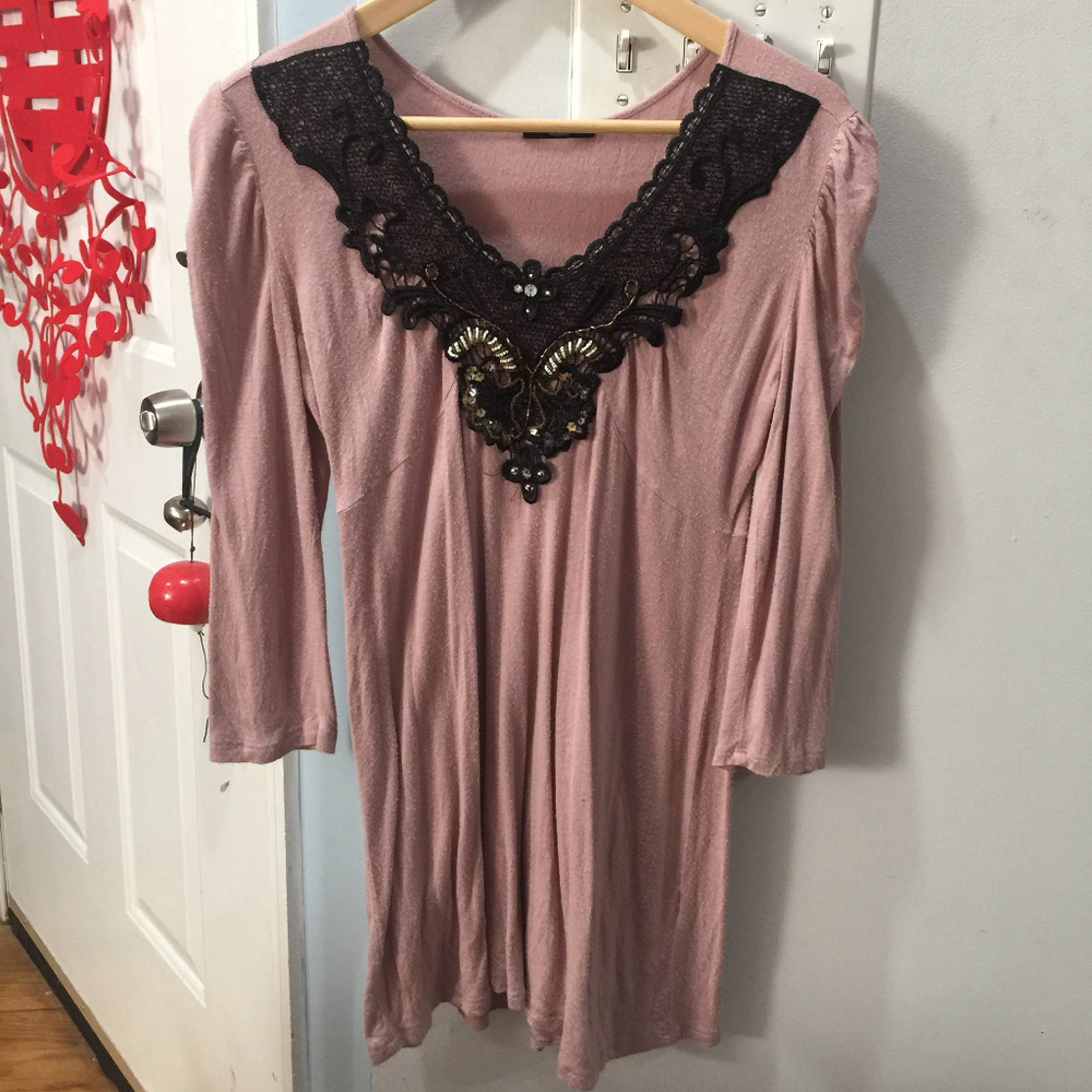 Cha Cha Vente Woman's Pink Blouse, Size Medium
